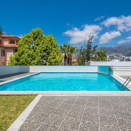 Miramar Apartment With Pool By Hr Madeira Funchal  Exteriör bild