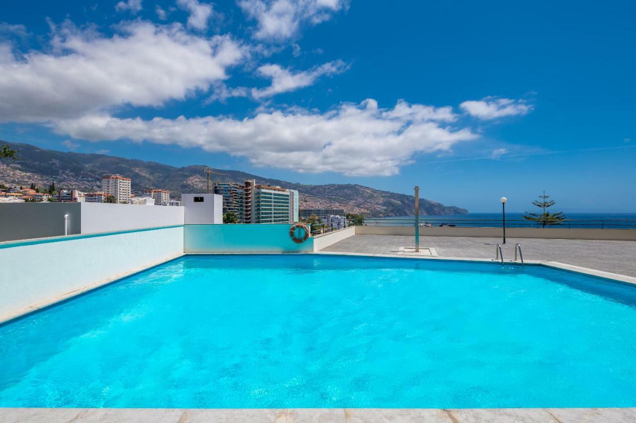 Miramar Apartment With Pool By Hr Madeira Funchal  Exteriör bild