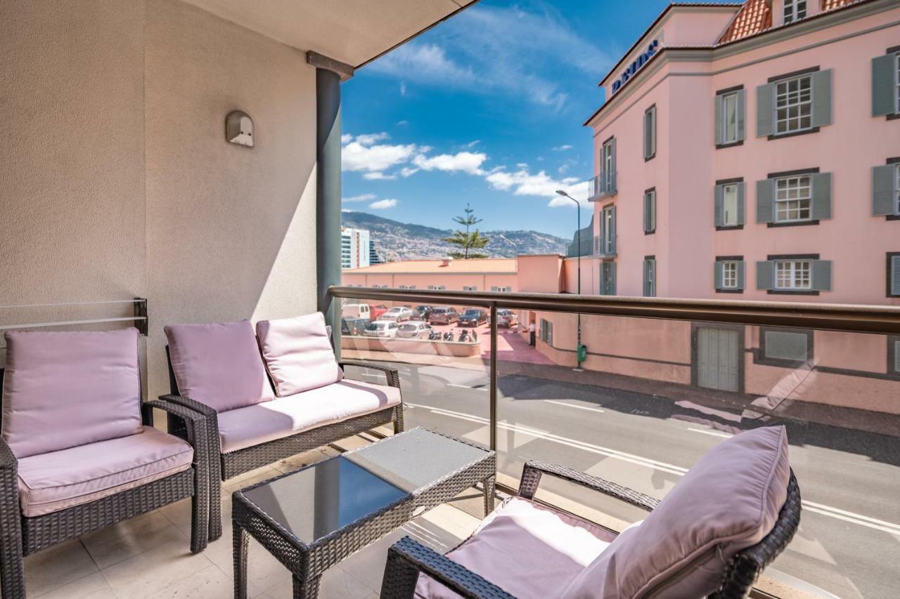Miramar Apartment With Pool By Hr Madeira Funchal  Exteriör bild