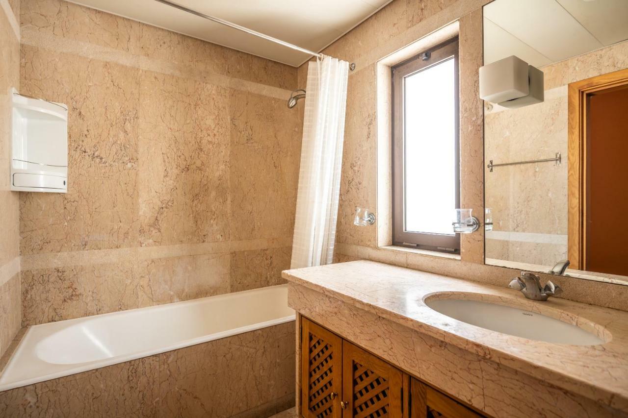 Miramar Apartment With Pool By Hr Madeira Funchal  Exteriör bild