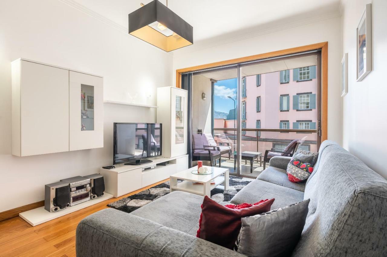 Miramar Apartment With Pool By Hr Madeira Funchal  Exteriör bild